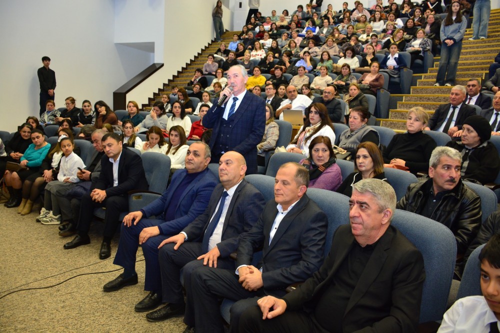 Ağstafada “Konstitusiya və Suverenlik ili: nəticələr və nailiyyətlər” mövzusunda ümumrayon tədbiri keçirilib